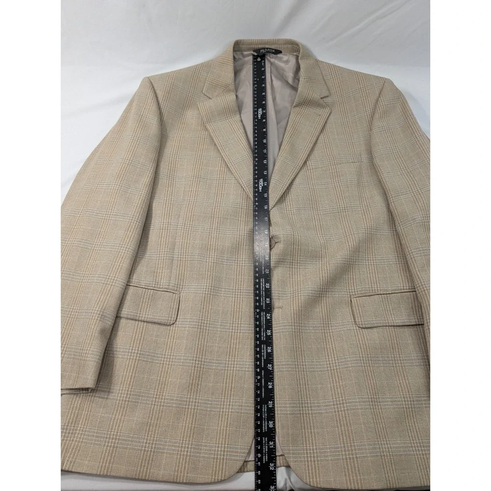 Jos. A. Bank best fitting